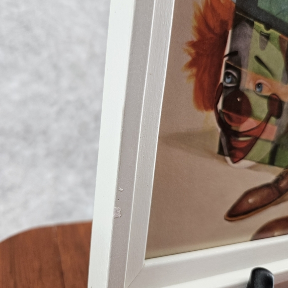 Oberstein Clown Sitting on Emmett Kelly Trunk Litho USA 1979 SCAFA Tornabene ART - Picture 6 of 8